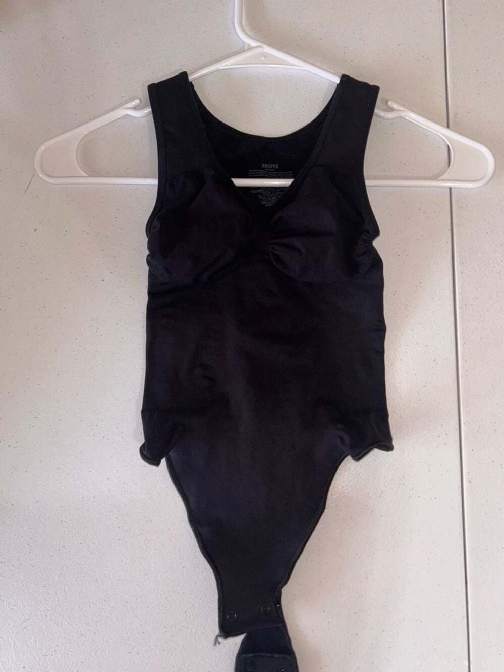 SKIMS m, Seamless Sculpt Sculpting Thong Bodysuit, Onyx, Medium